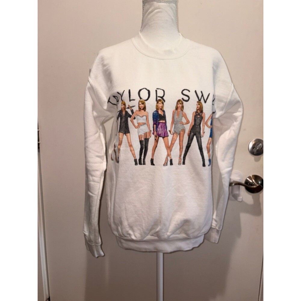 Taylor Swift Eras‎ Tour 1989 Crew neck sweatshirt size Small Taylor’s Version - Picture 4 of 6